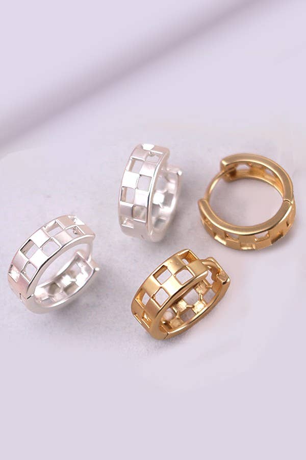 MINI CUTOUT CHECKER HOOP HUGGIE EARRING