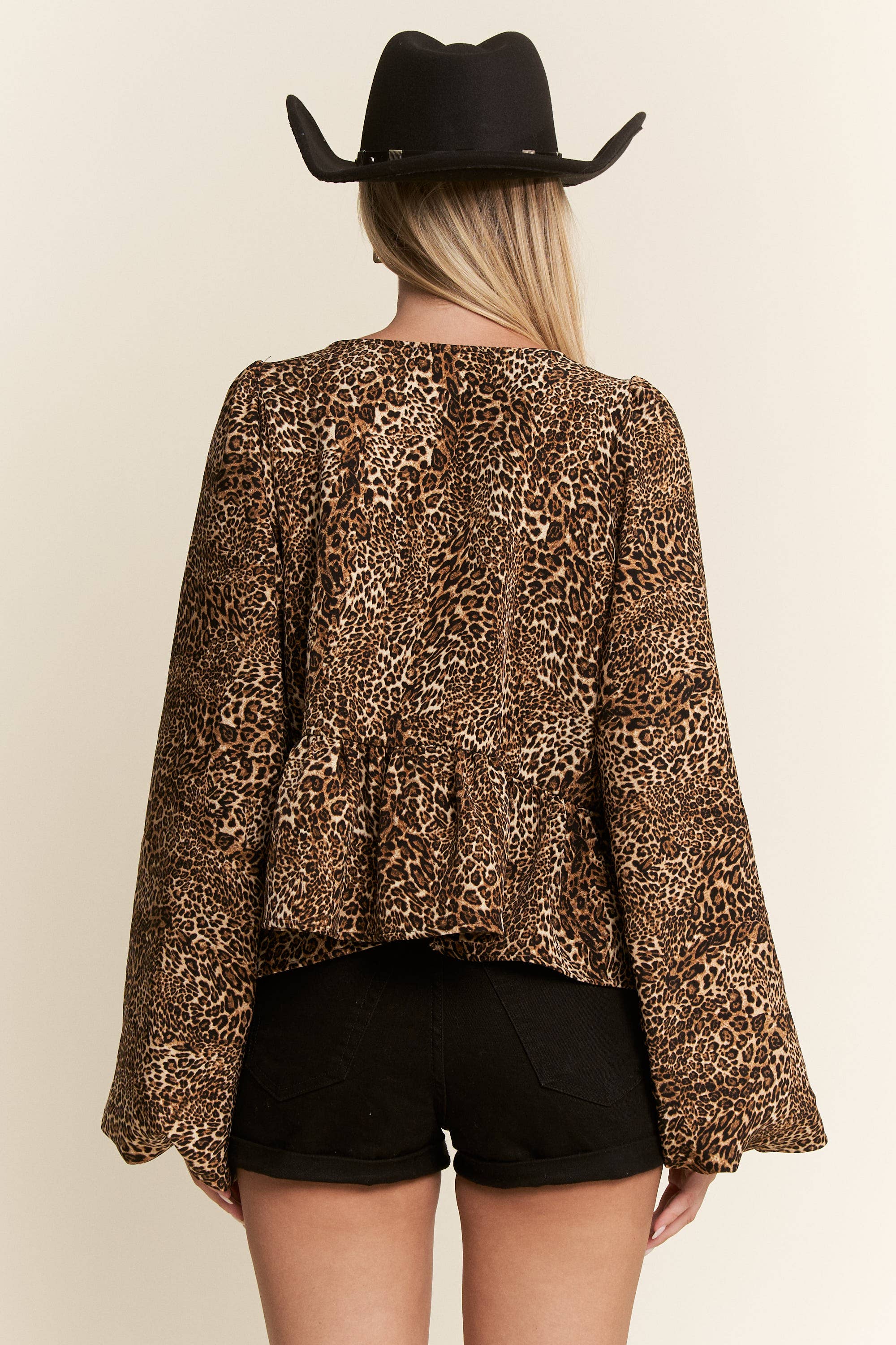 LEOPARD PRINT PUFF SLEEVE BOW FRONT TOP