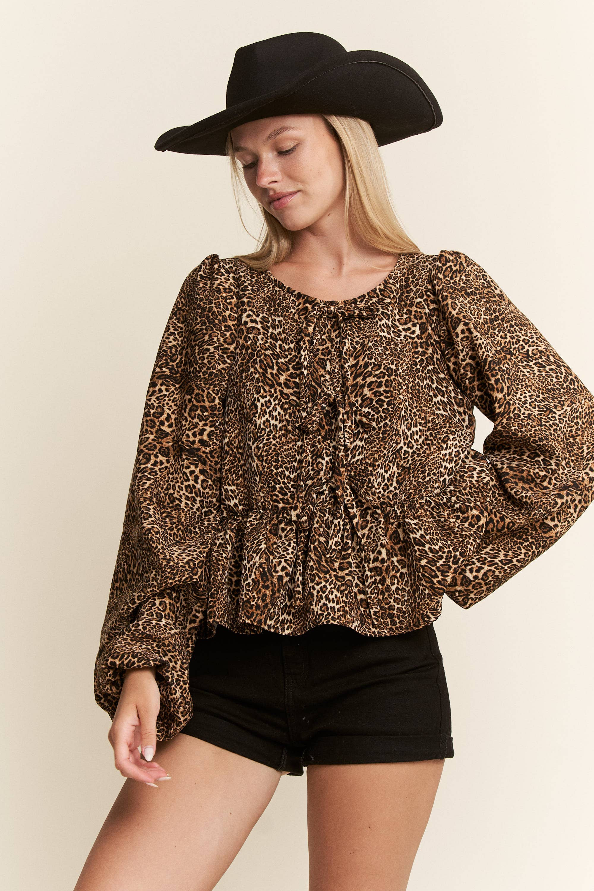 LEOPARD PRINT PUFF SLEEVE BOW FRONT TOP