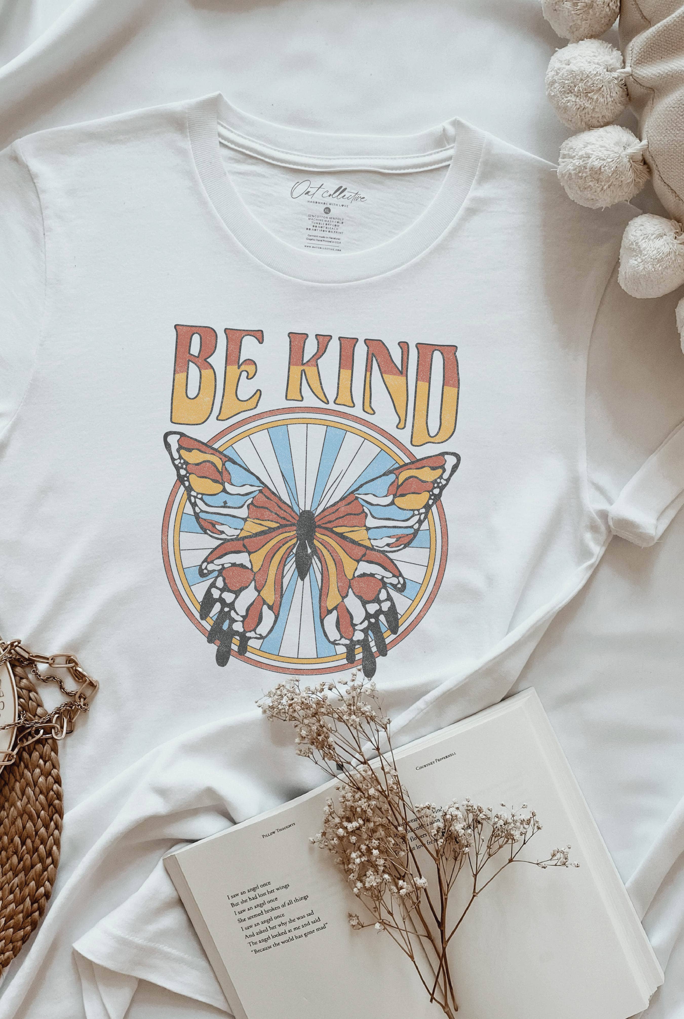 Vintage White BE KIND Graphic T-Shirt