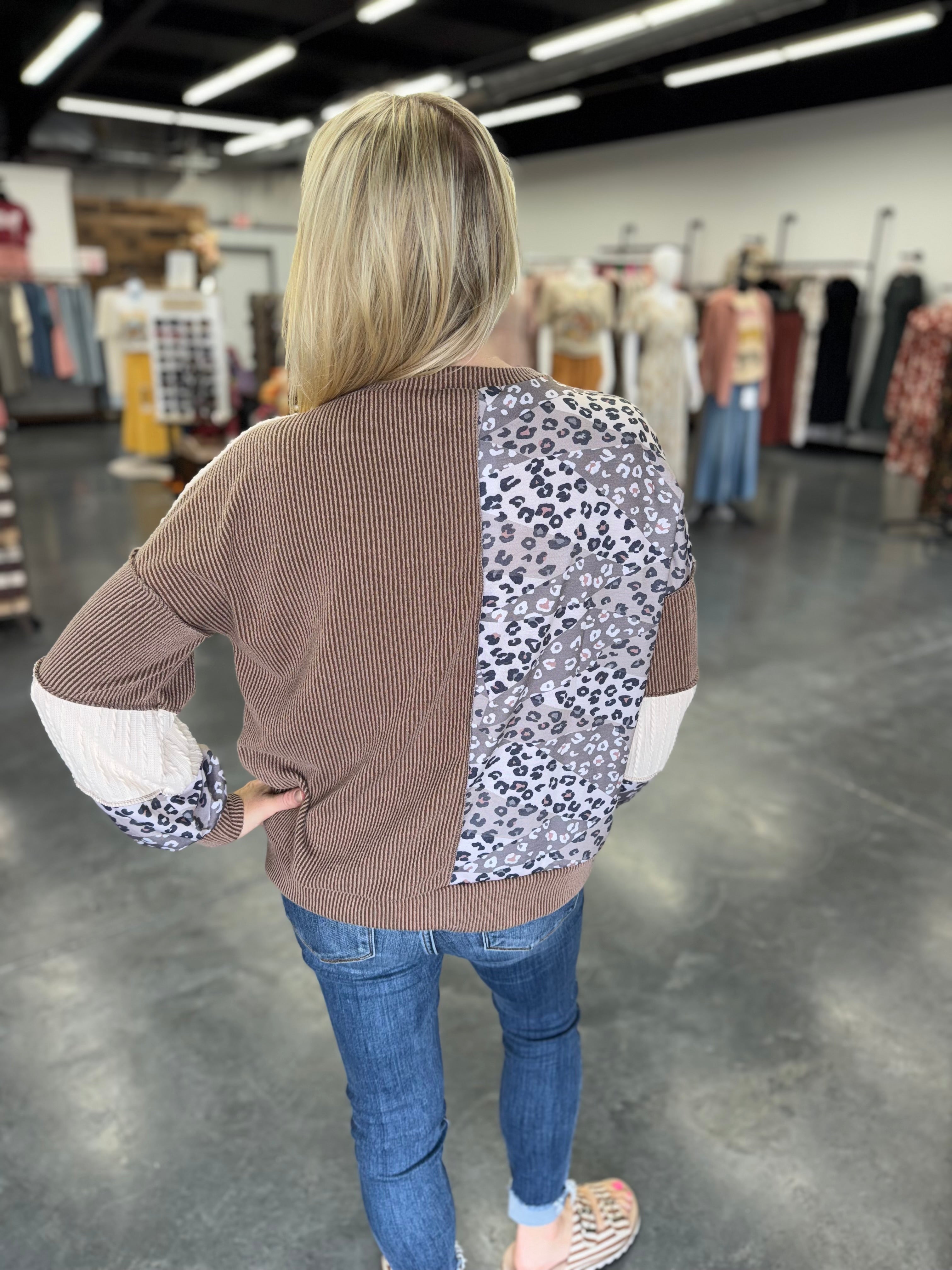 Round Neck Rib Cable Knit Leopard French Therry Top