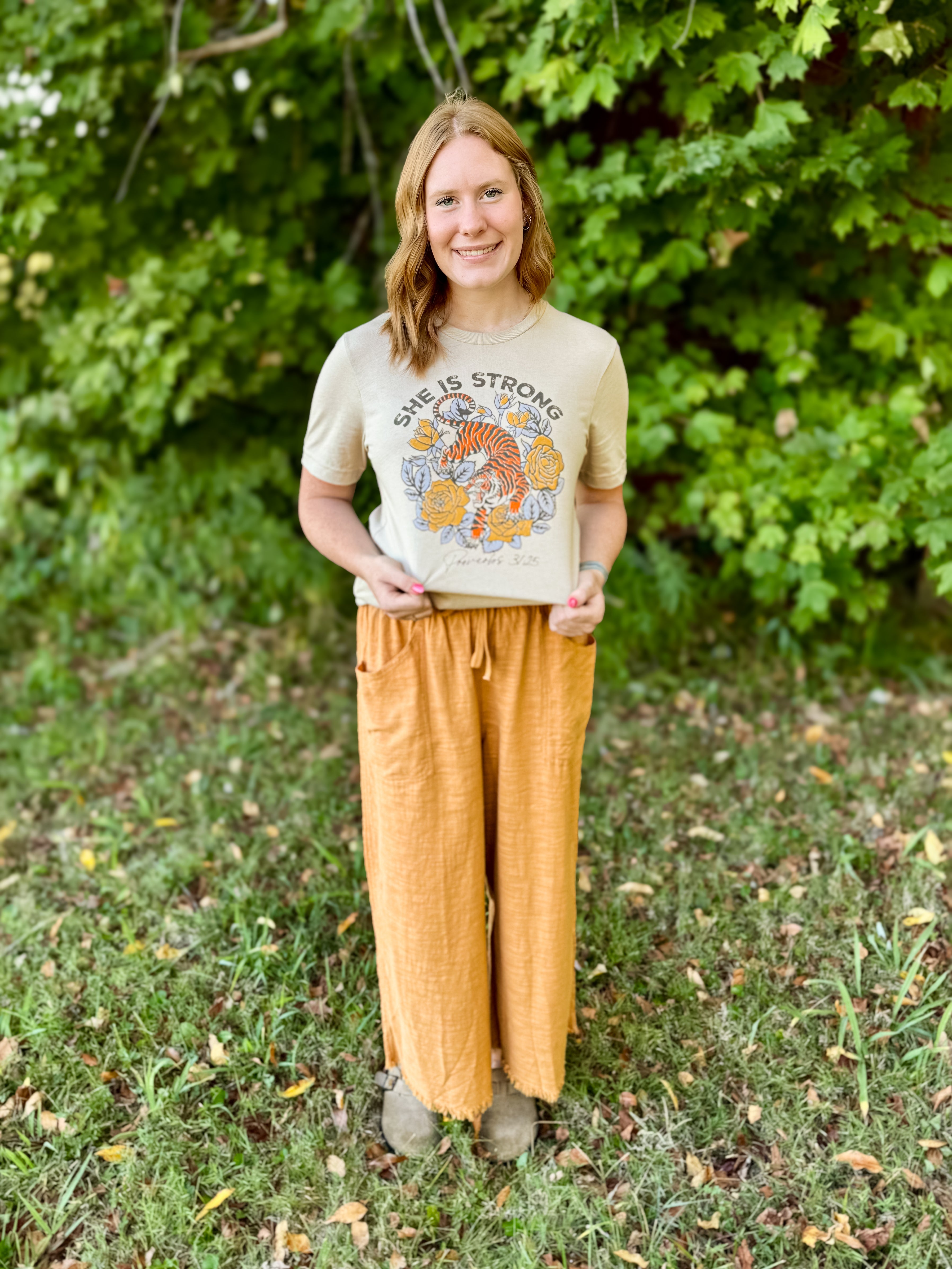SHE IS STRONG Graphic T-Shirt