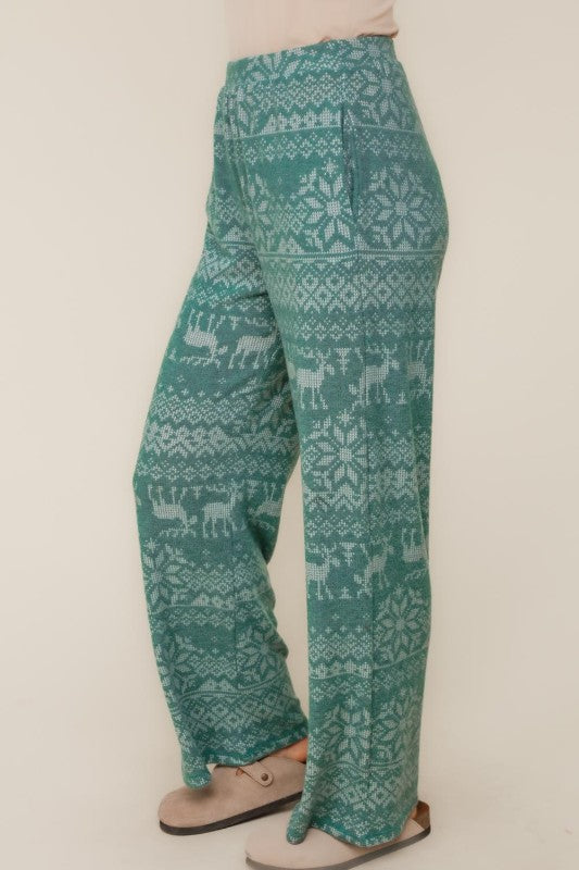 Hunter Green Reindeer and Snowflakes Lounge Set