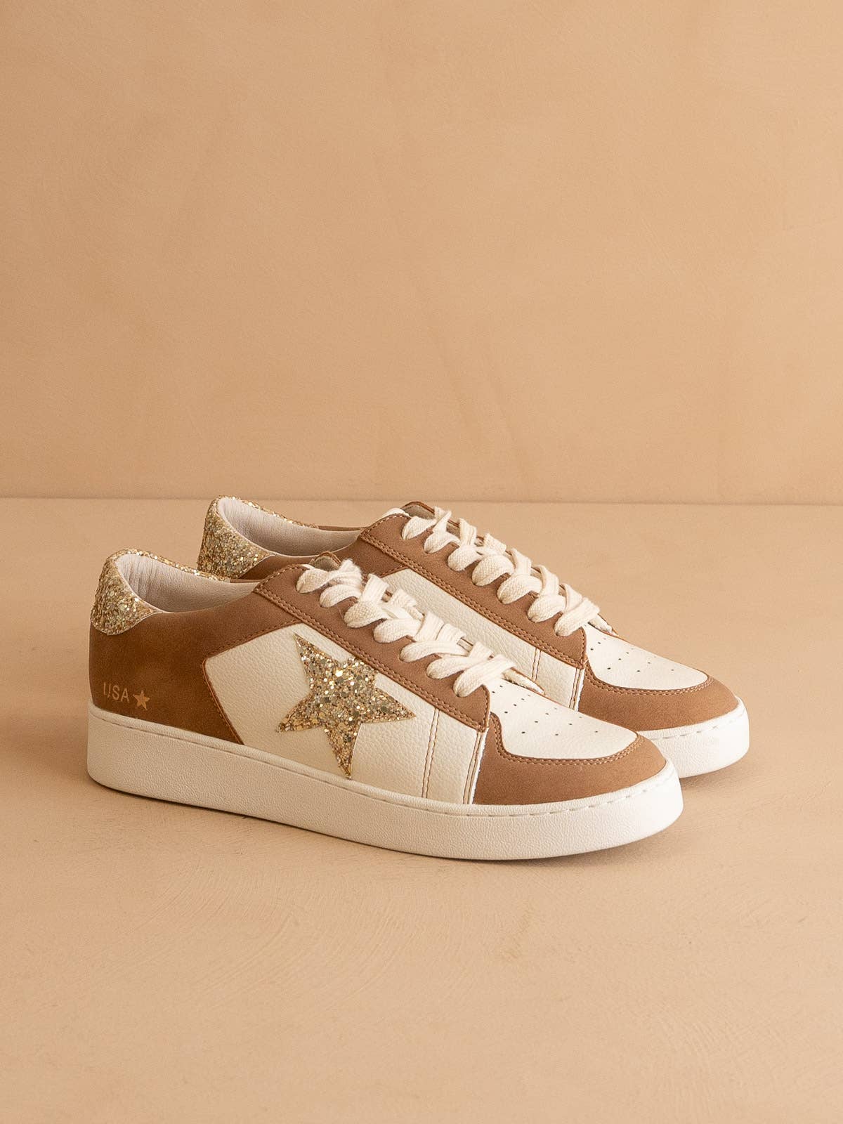 The Liberty | Camel Glitter Star Sneaker