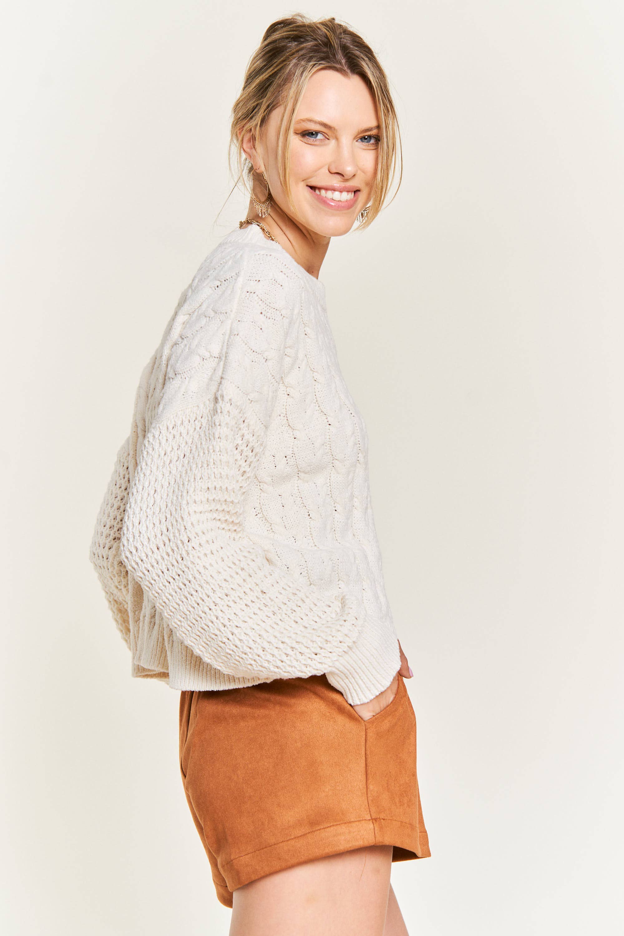 Cream Contrast Pattern Pullover Sweater Top