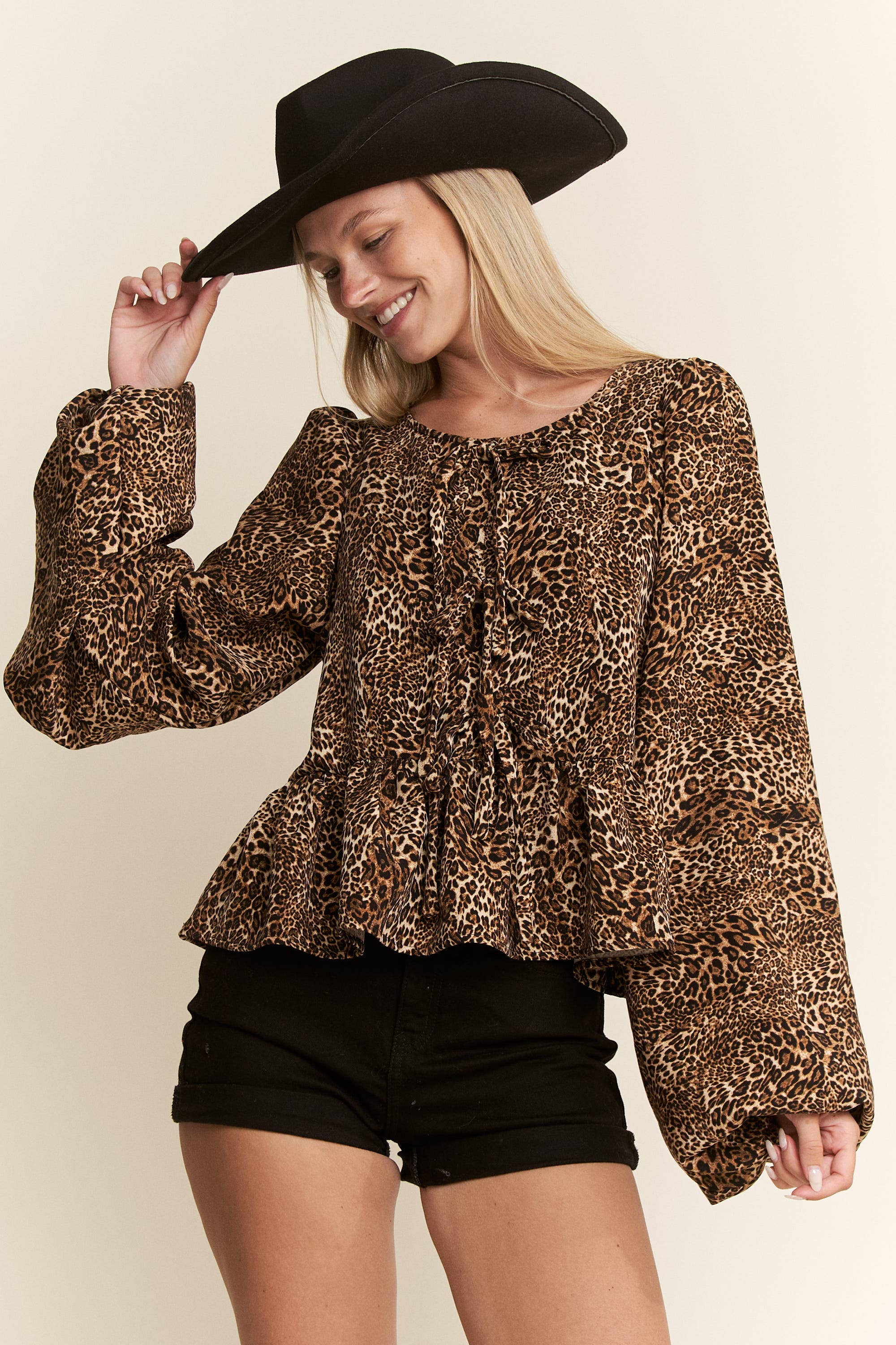 LEOPARD PRINT PUFF SLEEVE BOW FRONT TOP